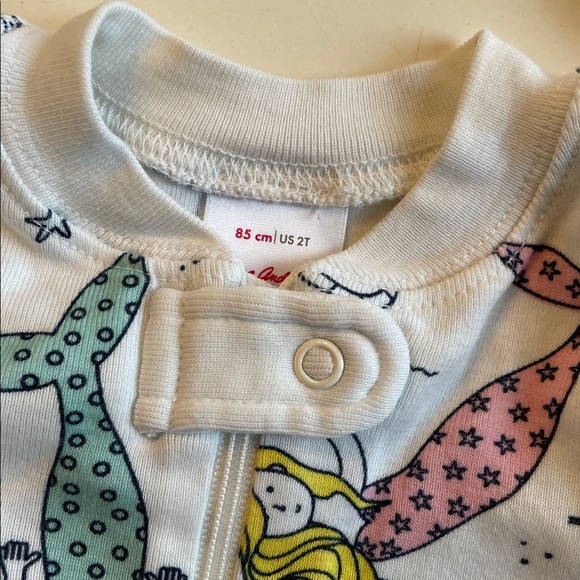 Hanna Andersson Mermaid Pajamas - Picture 10 of 14